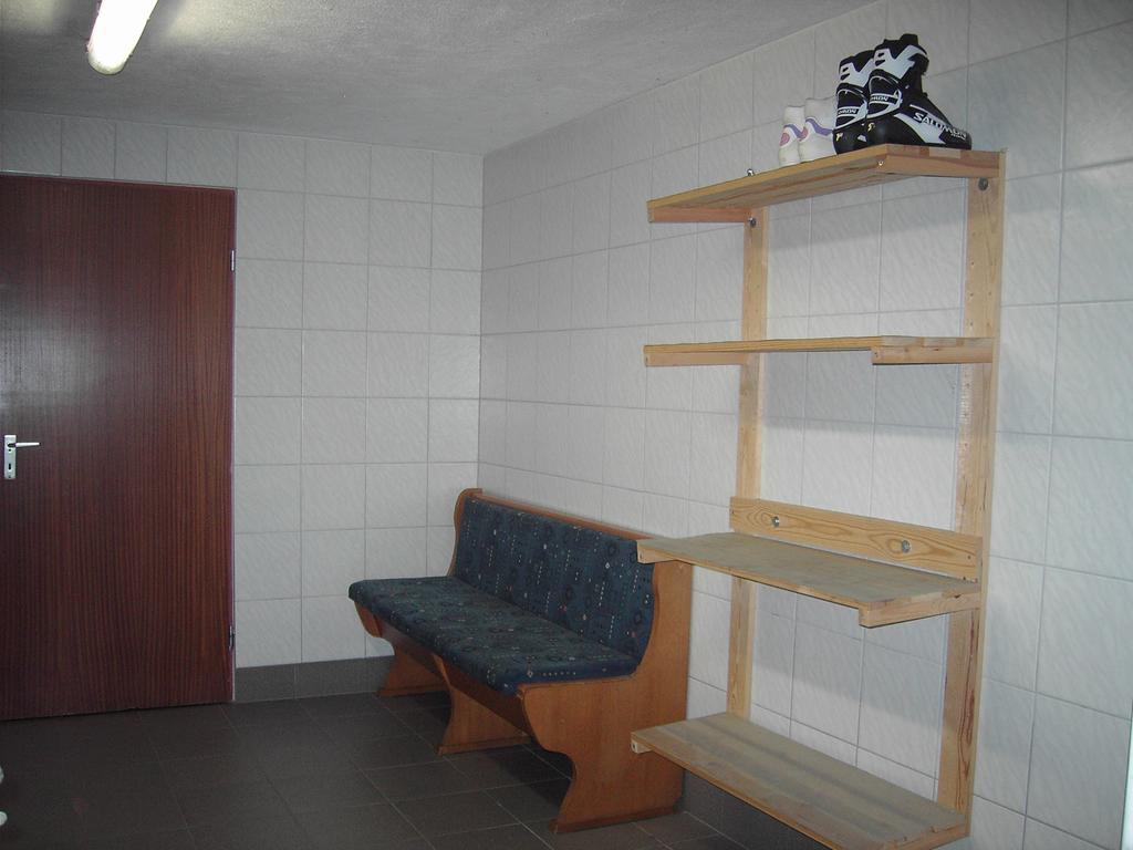 Hostal Luenerhof Neustift im Stubaital Exterior foto